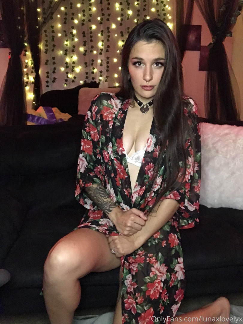Photo by lunaxlovelyx published on May 22,2023 06:39:44 - BestThots