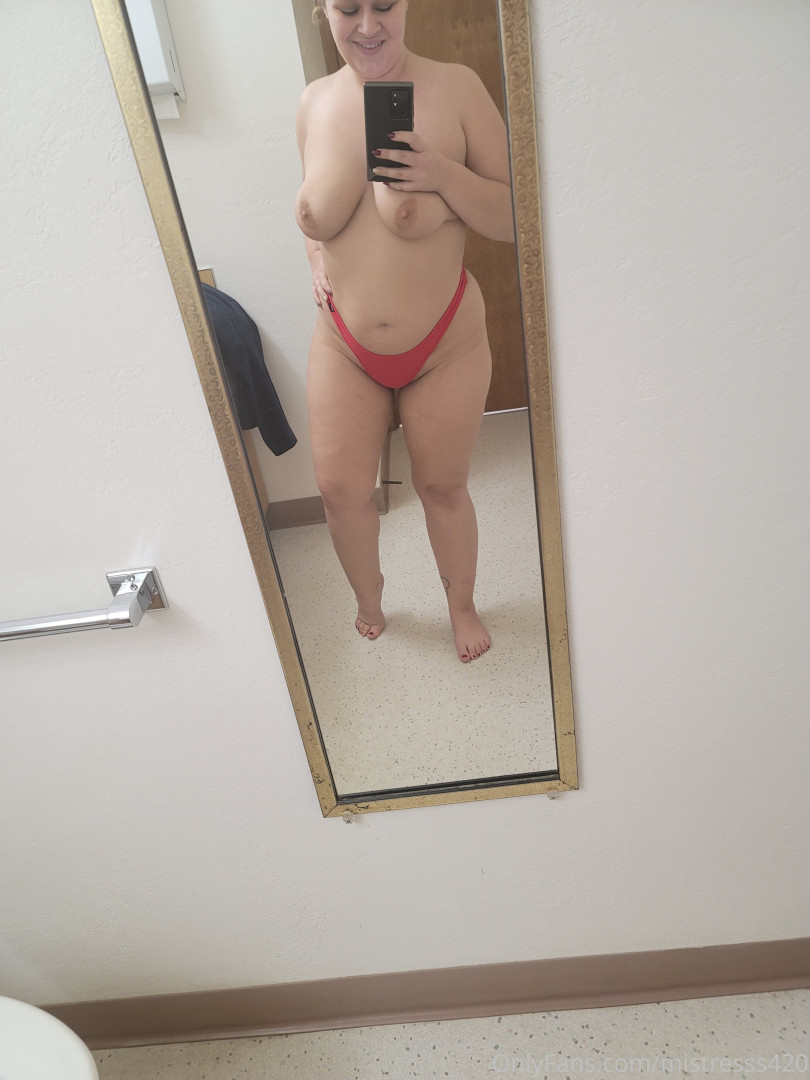 Photo by mistresss420 published on October 11,2023 20:48:16 - BestThots