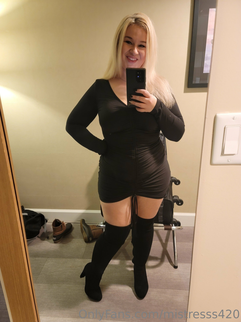 Photo by mistresss420 published on October 12,2023 03:42:04 - BestThots