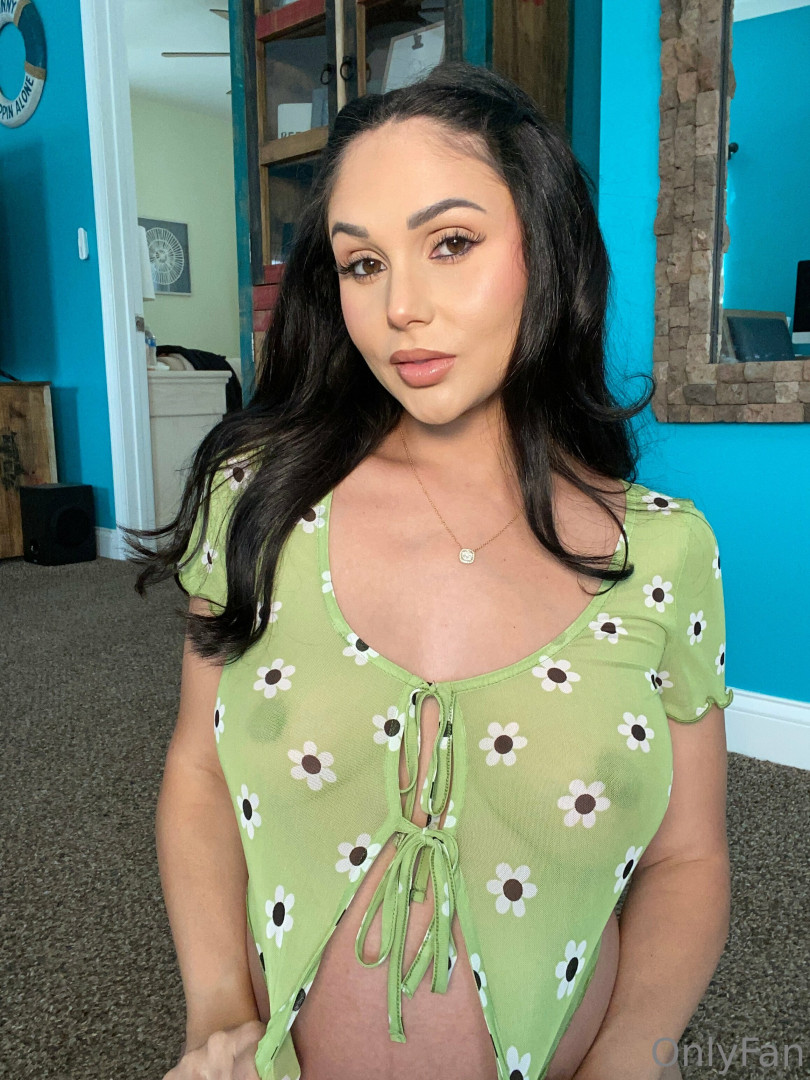 Photo by arianamarie published on November 24,2023 17:58:59 - BestThots