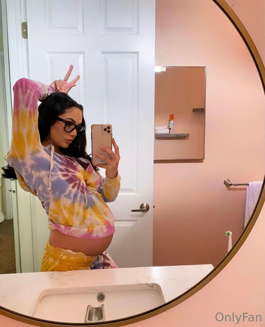 Photo by arianamarie published on November 24,2023 18:02:10 - BestThots
