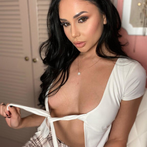 arianamarie #8625656