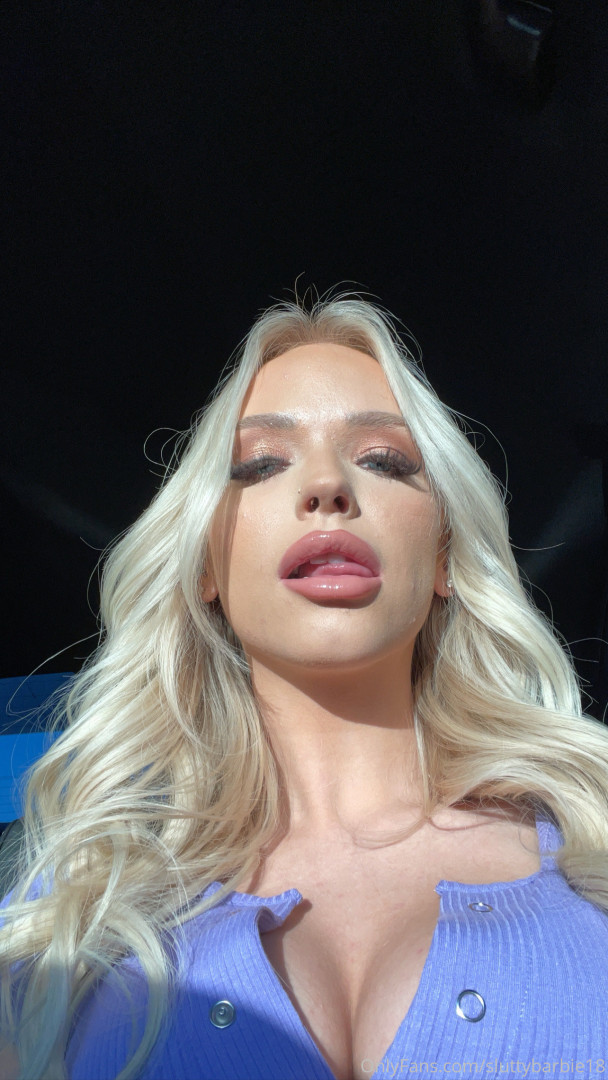 Photo by badlittlebarbie18 published on November 29,2023 14:32:37 - BestThots