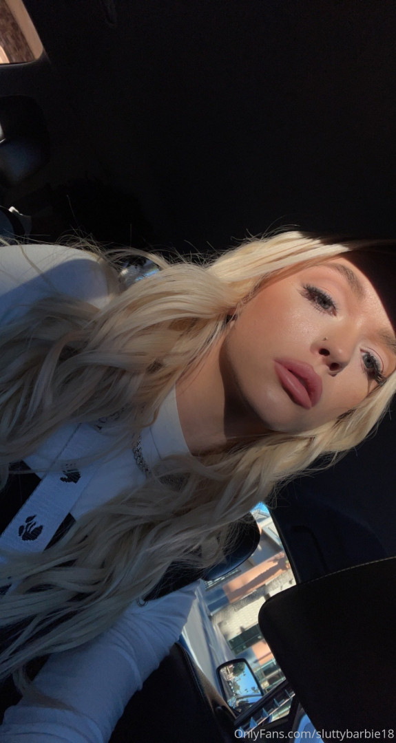 Photo by badlittlebarbie18 published on November 29,2023 14:35:04 - BestThots
