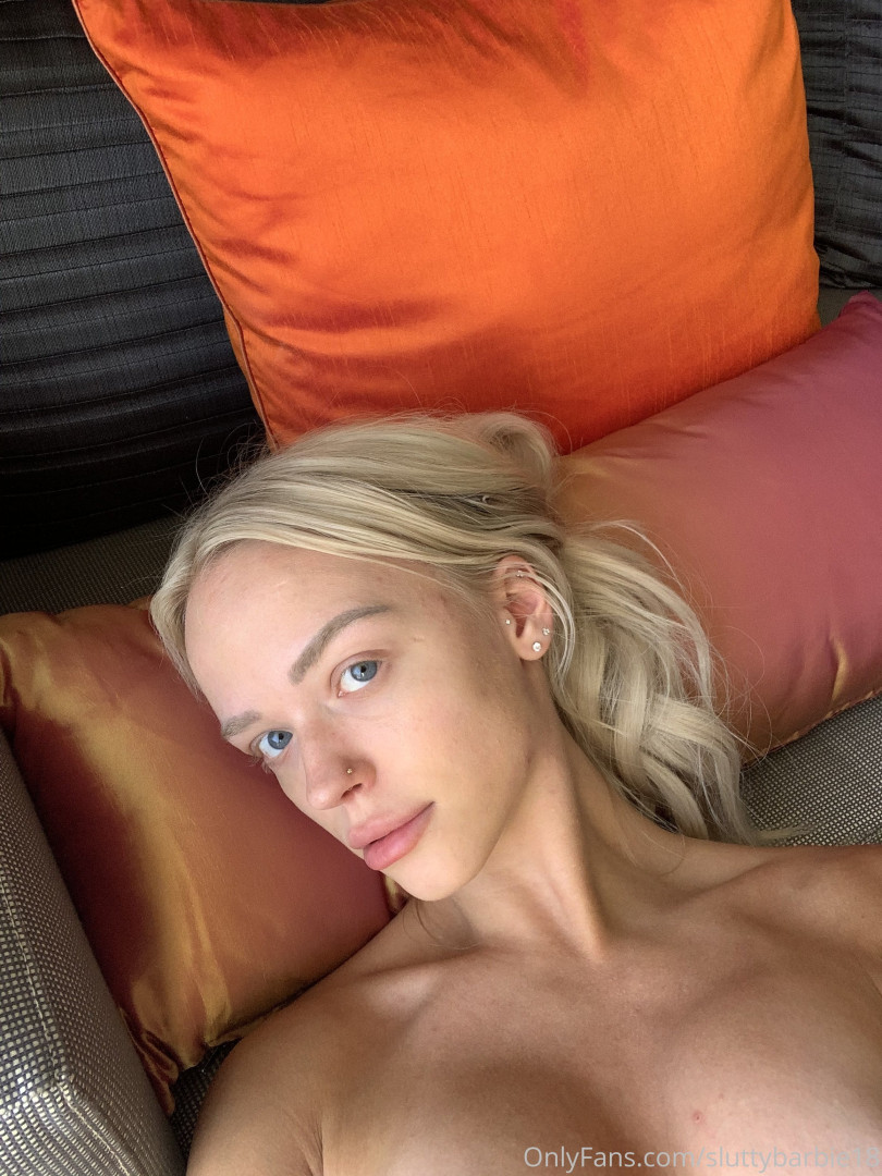 Photo by badlittlebarbie18 published on November 29,2023 14:38:33 - BestThots