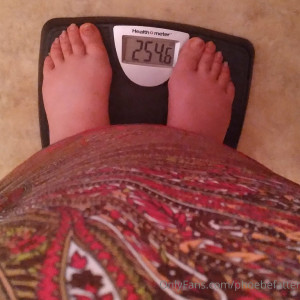 phoebefatter #7259973