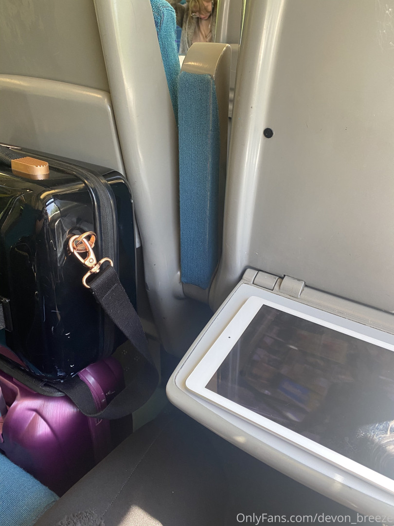 Photo by devon_breeze published on January 14,2024 08:18:38 - BestThots