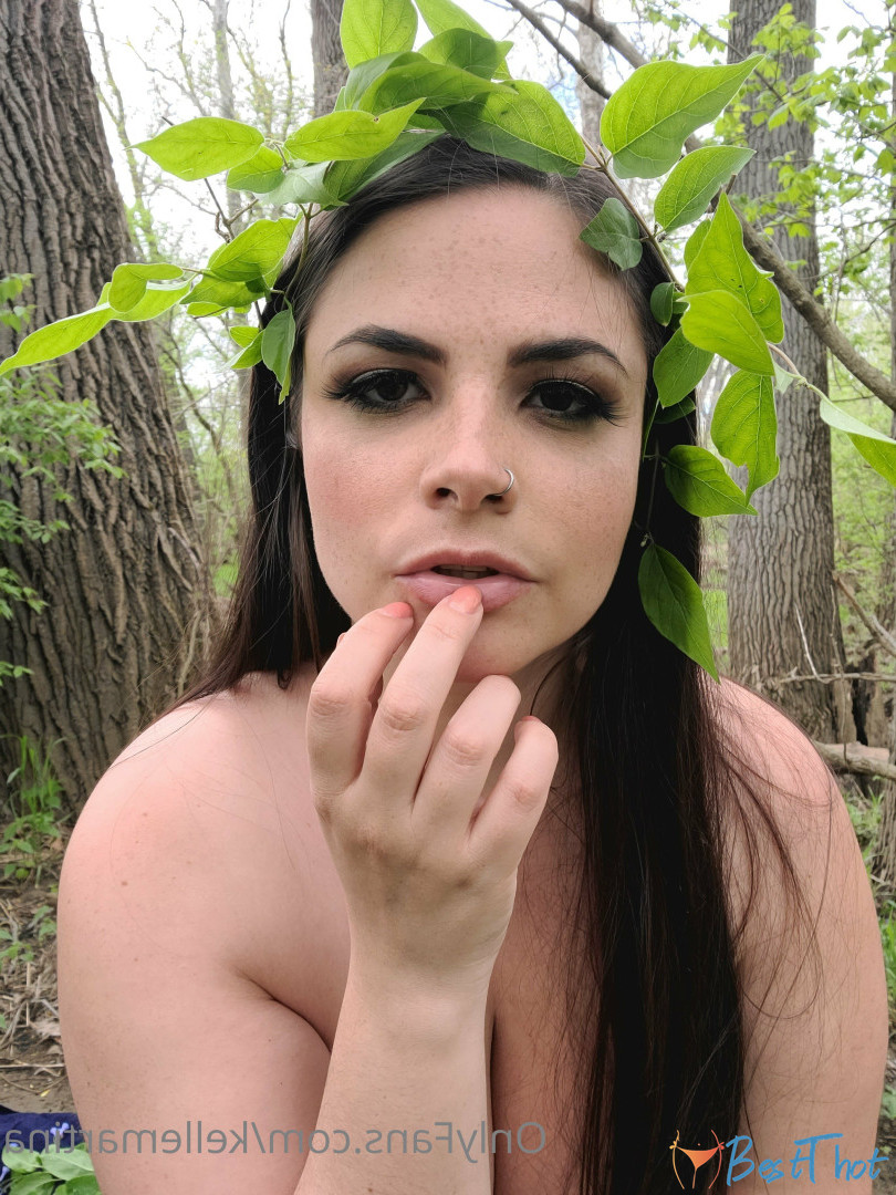 Photo by kellemartina published on December 15,2024 23:04:23 - BestThots