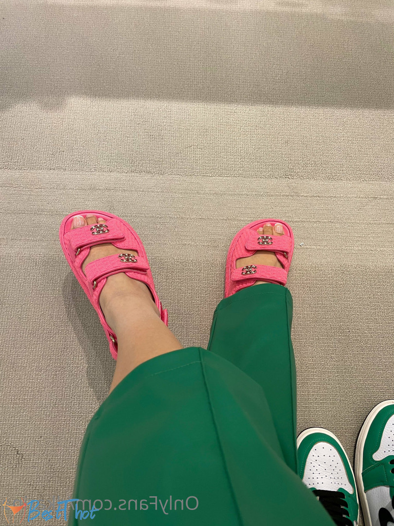 Photo by theonlymiak published on December 17,2024 21:07:45 - BestThots