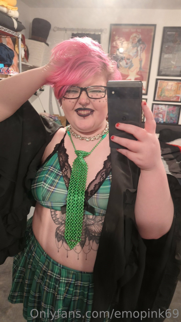 Photo by emopink69 published on July 31,2023 08:01:48 - BestThots