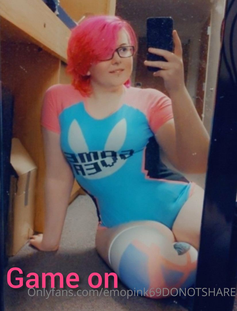 Photo by emopink69 published on July 31,2023 08:05:09 - BestThots