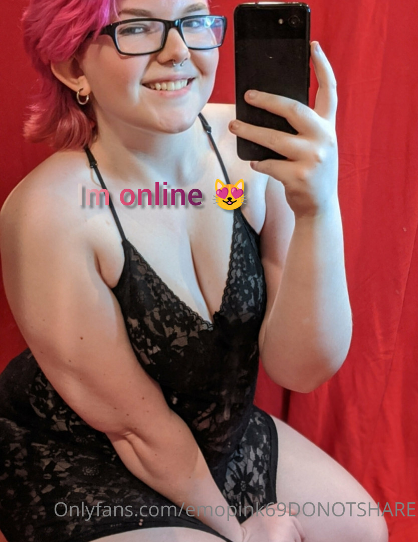 Photo by emopink69 published on July 31,2023 08:07:02 - BestThots