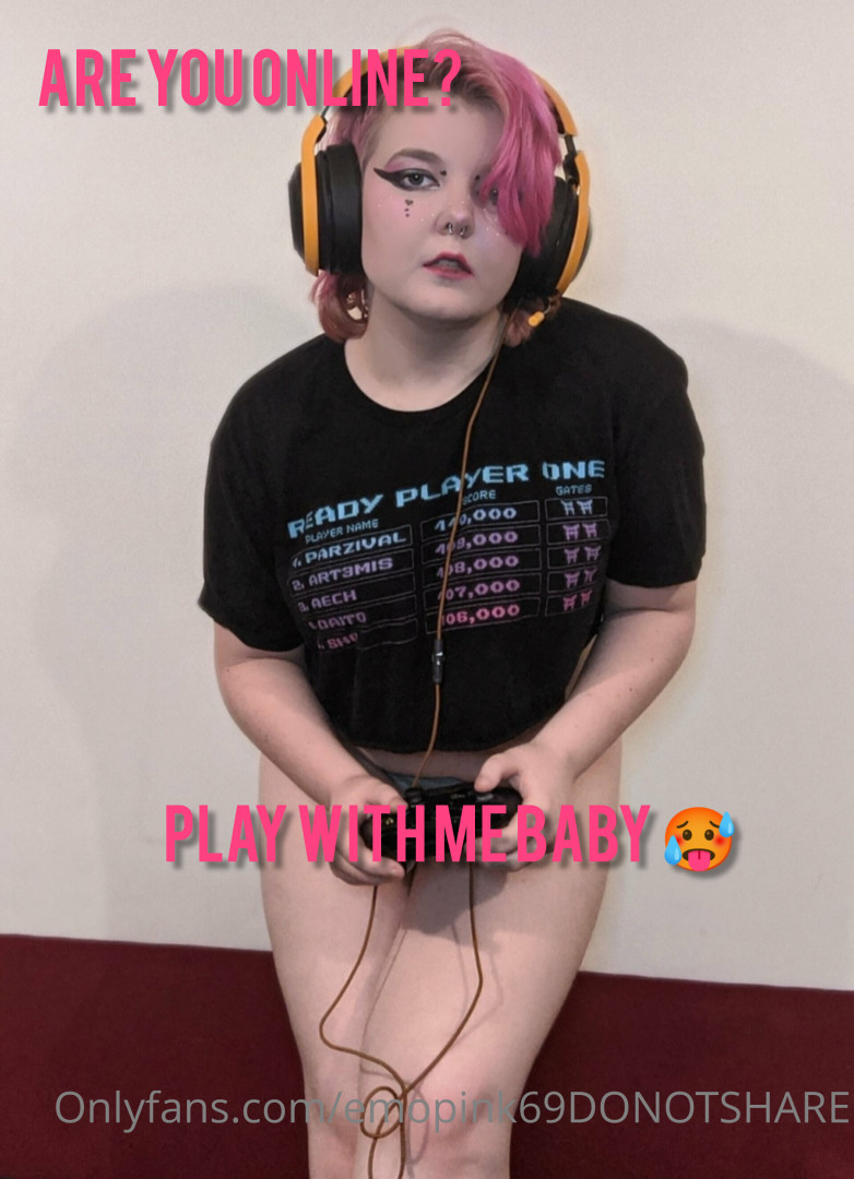 Photo by emopink69 published on July 31,2023 08:07:24 - BestThots