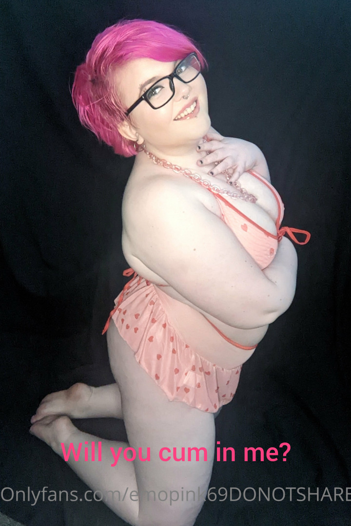 Photo by emopink69 published on July 31,2023 08:07:52 - BestThots