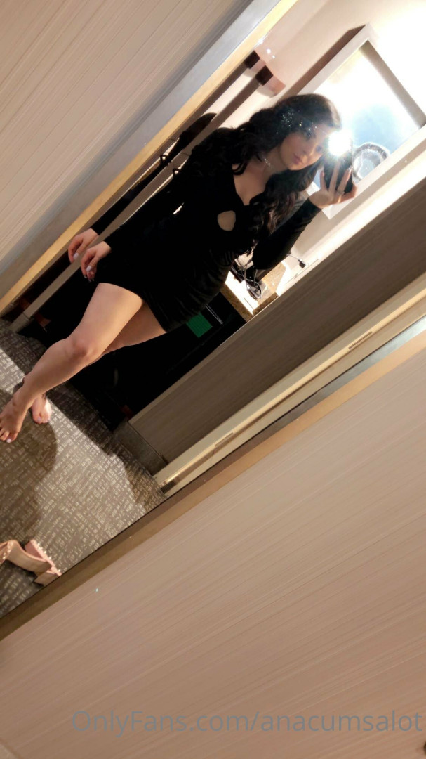 Photo by anacumsalot published on November 21,2023 08:51:01 - BestThots