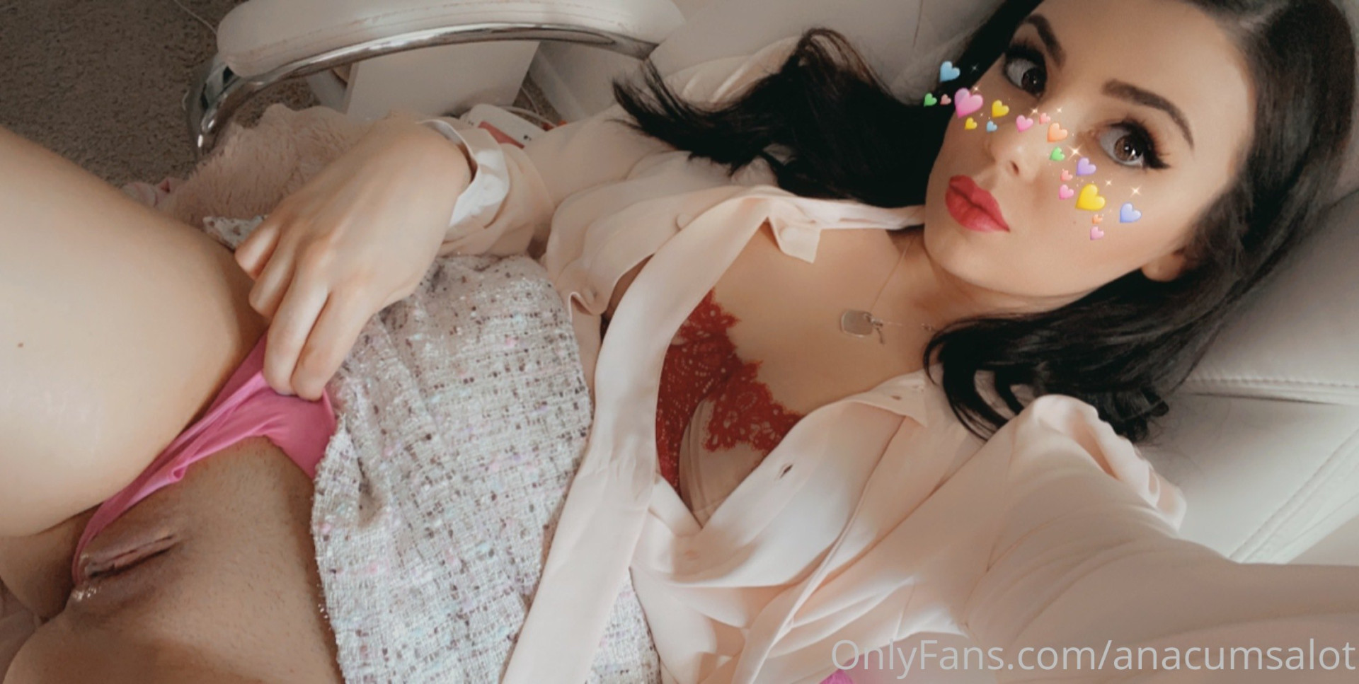 Photo by anacumsalot published on November 21,2023 08:53:05 - BestThots