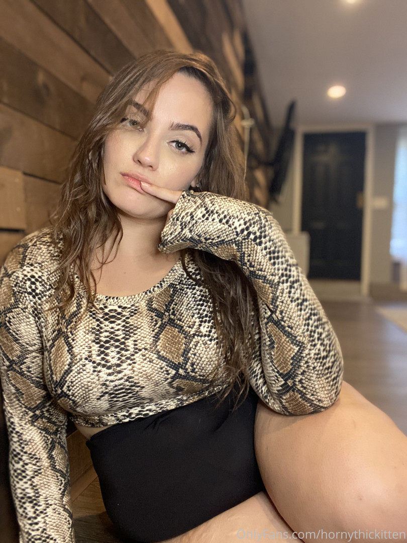 Photo by hornythickitten published on August 6,2023 04:22:26 - BestThots