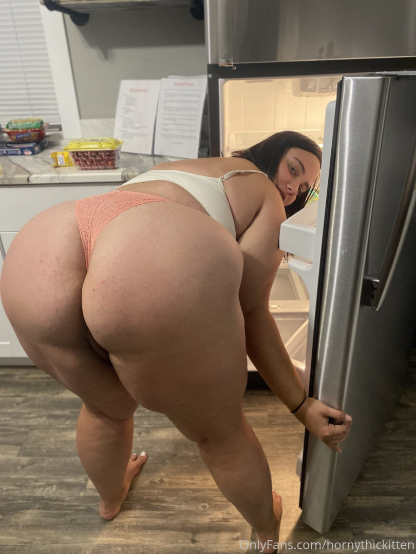 Photo by hornythickitten published on August 6,2023 04:23:32 - BestThots