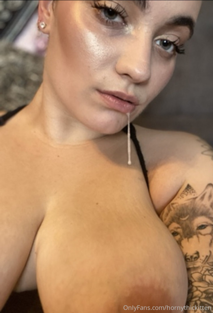 Photo by hornythickitten published on August 6,2023 04:29:34 - BestThots