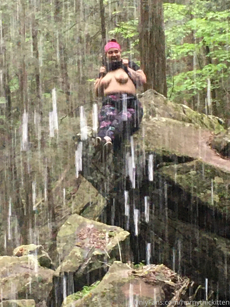 Photo by hornythickitten published on August 6,2023 04:30:26 - BestThots