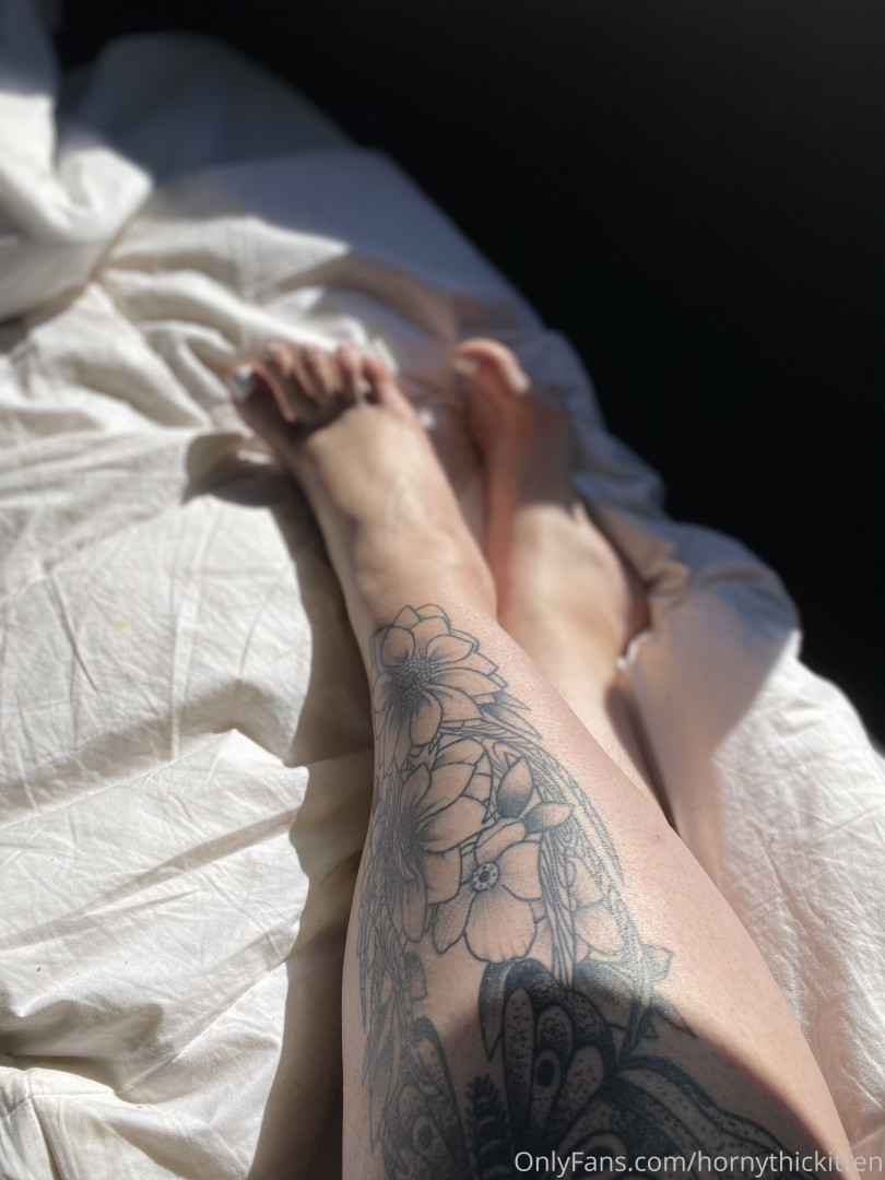 Photo by hornythickitten published on August 6,2023 04:32:06 - BestThots