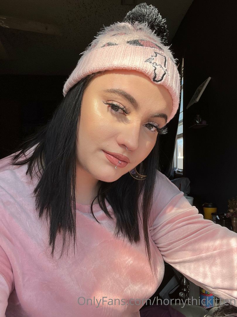 Photo by hornythickitten published on August 6,2023 04:40:31 - BestThots