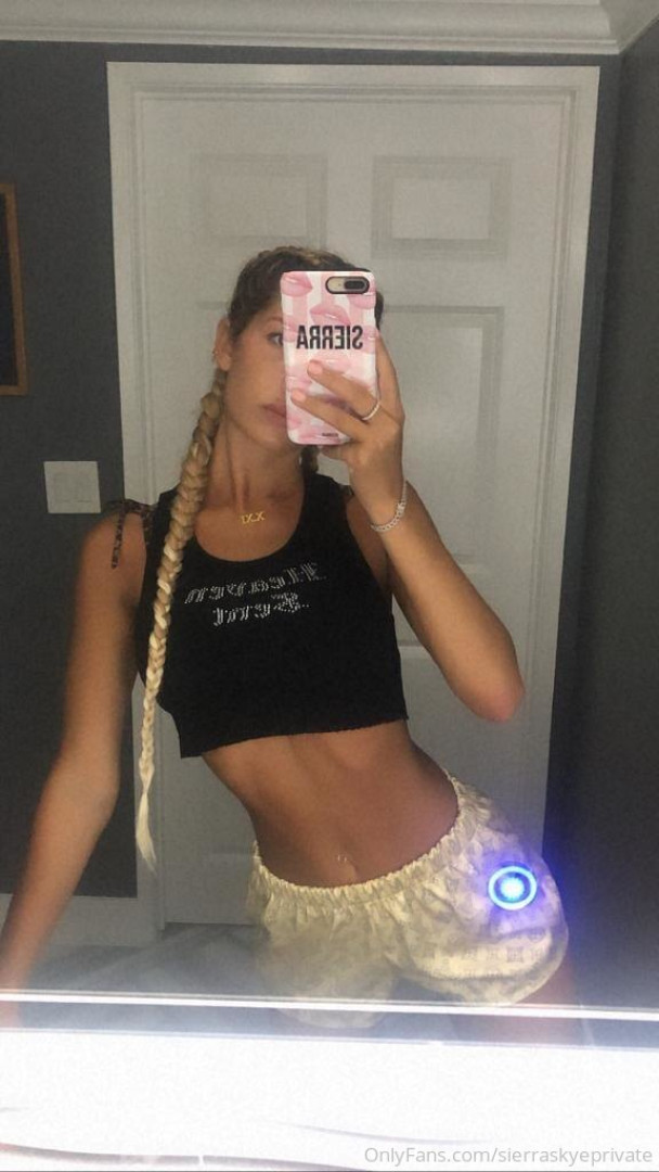 Photo by sierraskyeprivate published on August 5,2023 10:21:45 - BestThots