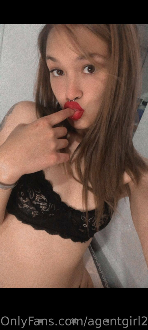 Photo by agentgirl2_0 published on November 20,2023 07:41:02 - BestThots