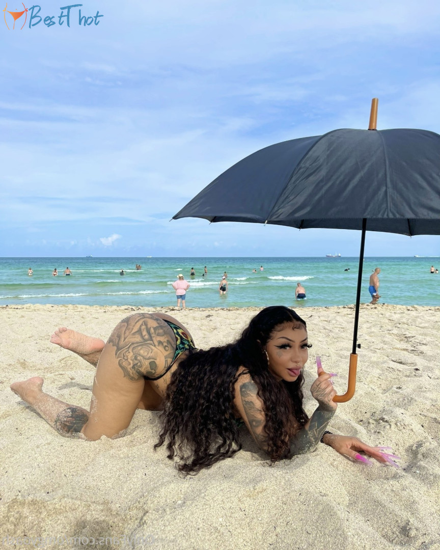 Photo by omgyoash published on December 10,2024 16:18:14 - BestThots