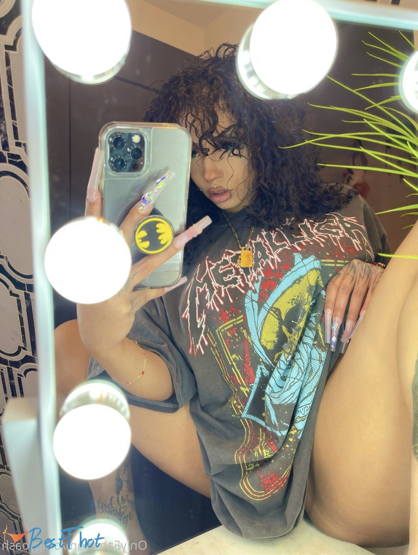 Photo by omgyoash published on December 10,2024 16:18:22 - BestThots