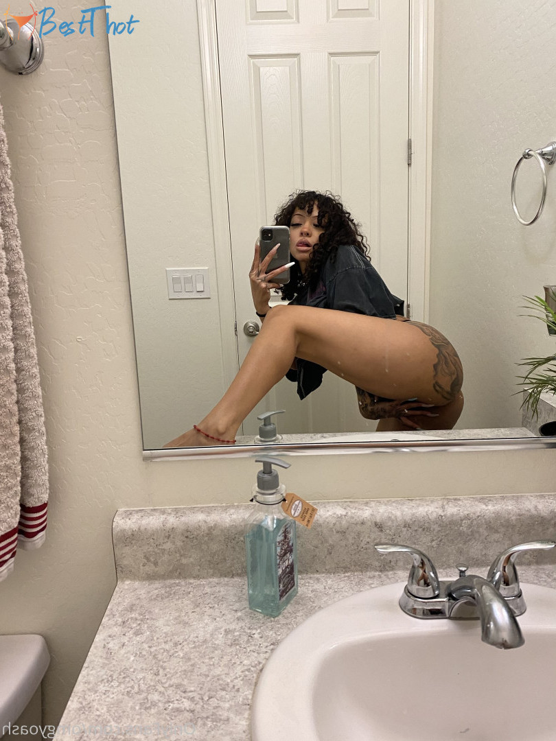 Photo by omgyoash published on December 10,2024 16:27:56 - BestThots
