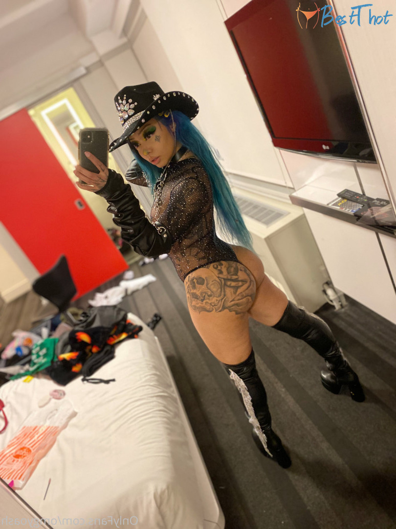 Photo by omgyoash published on December 10,2024 16:47:58 - BestThots