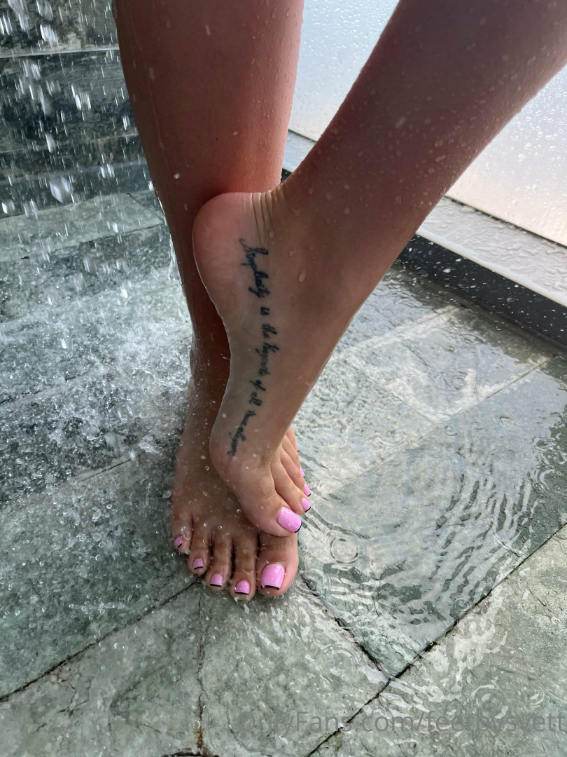 Photo by feetbysvett published on October 16,2023 09:19:33 - BestThots