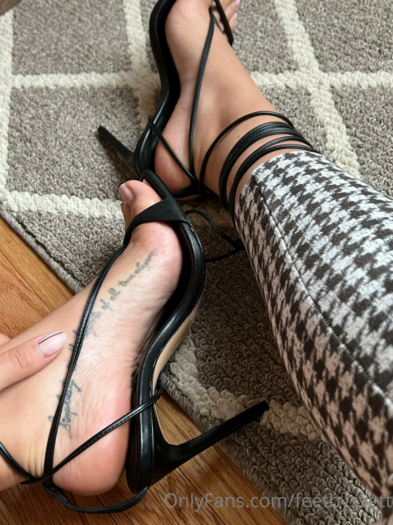 Photo by feetbysvett published on October 16,2023 09:33:24 - BestThots