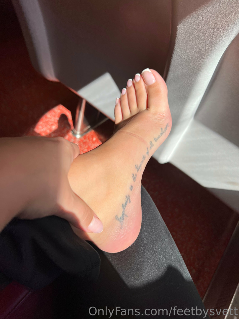 Photo by feetbysvett published on October 16,2023 09:54:04 - BestThots