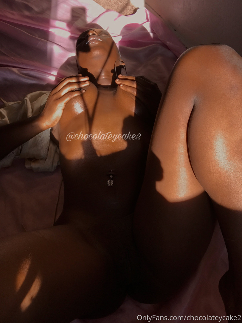 Photo by chocolateycake2 published on October 15,2023 22:36:42 - BestThots
