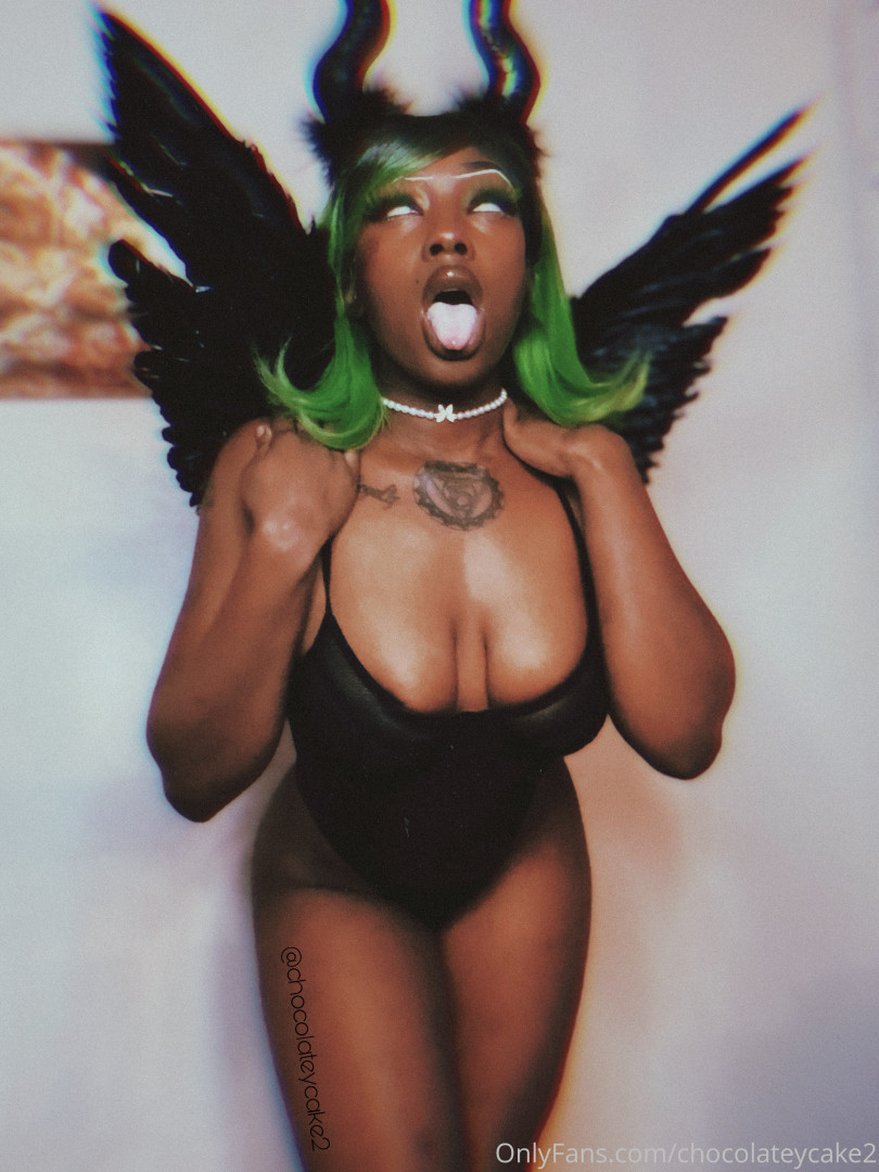 Photo by chocolateycake2 published on October 15,2023 23:16:20 - BestThots