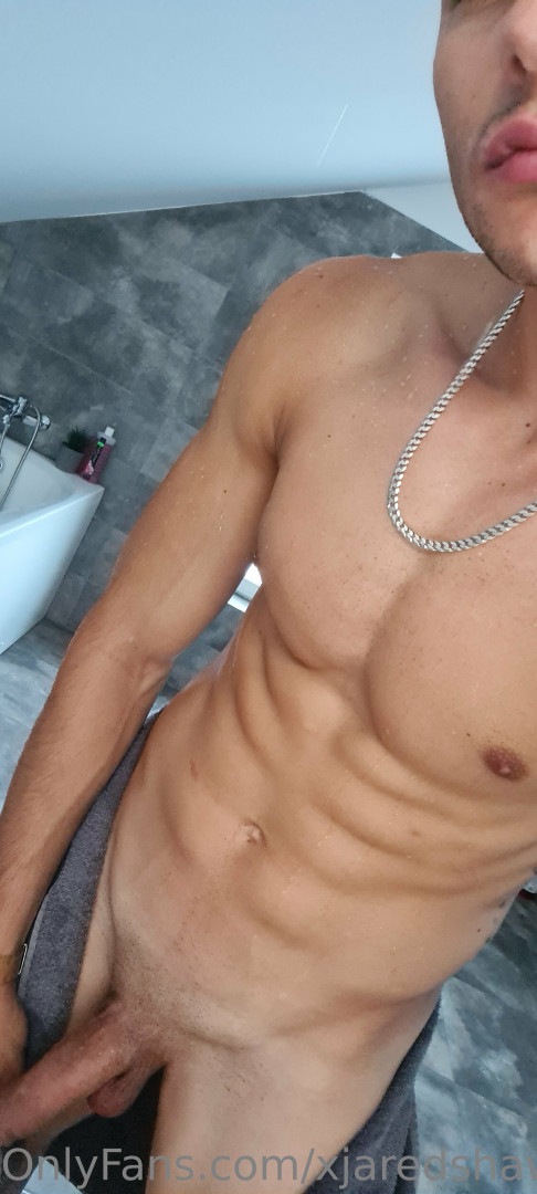 Photo by xjaredshaw published on May 15,2023 23:04:03 - BestThots