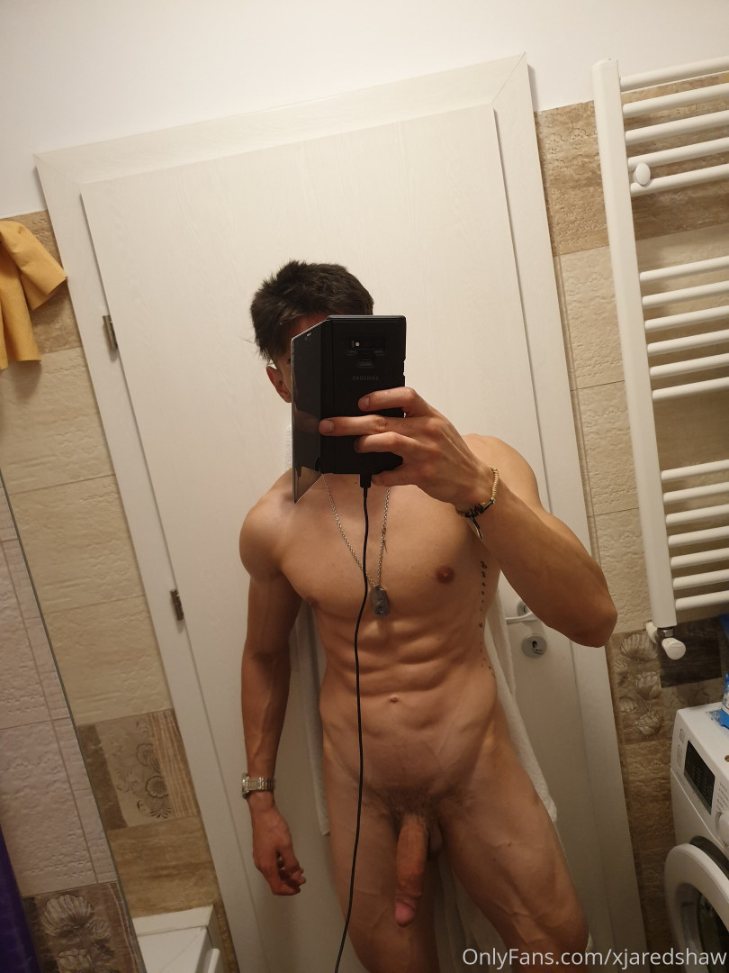 Photo by xjaredshaw published on May 15,2023 23:04:21 - BestThots