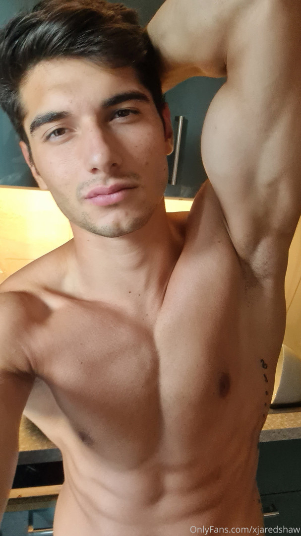 Photo by xjaredshaw published on May 15,2023 23:06:19 - BestThots