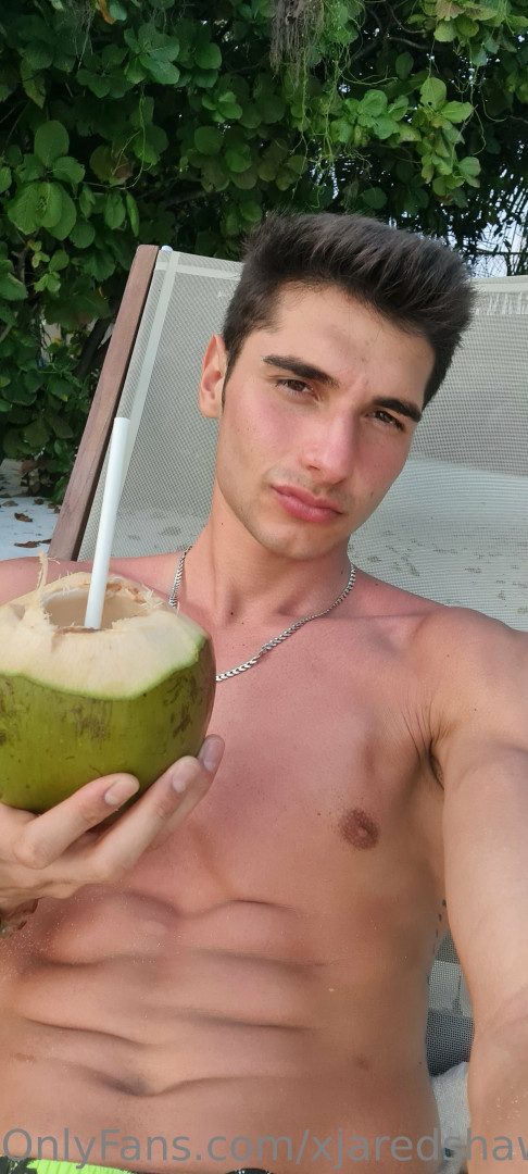 Photo by xjaredshaw published on May 15,2023 23:06:24 - BestThots