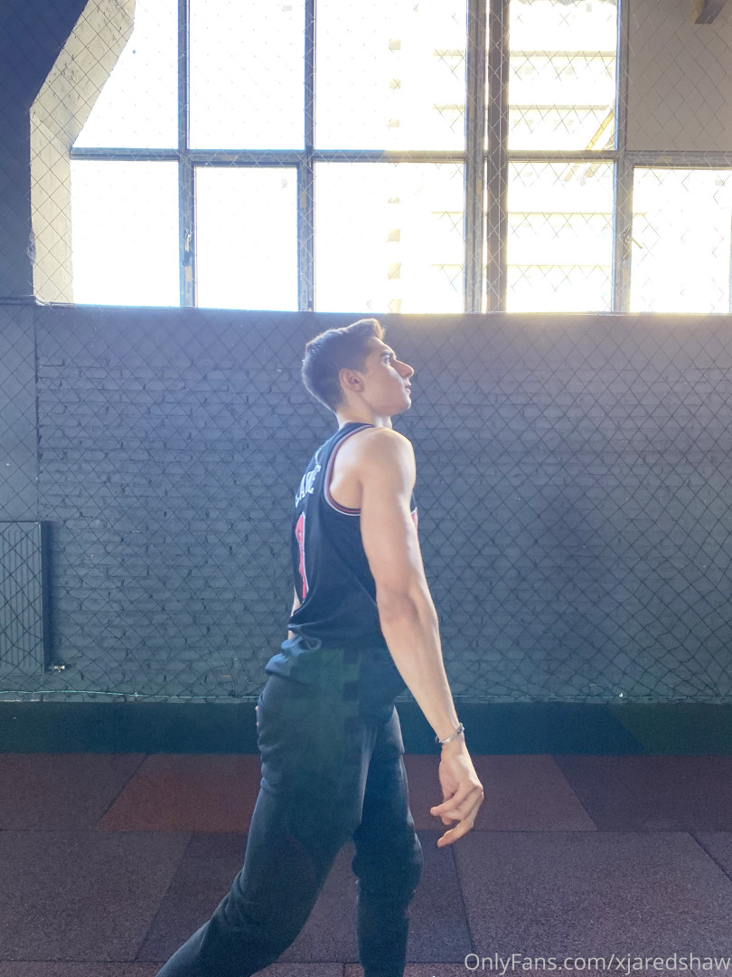 Photo by xjaredshaw published on May 15,2023 23:06:44 - BestThots