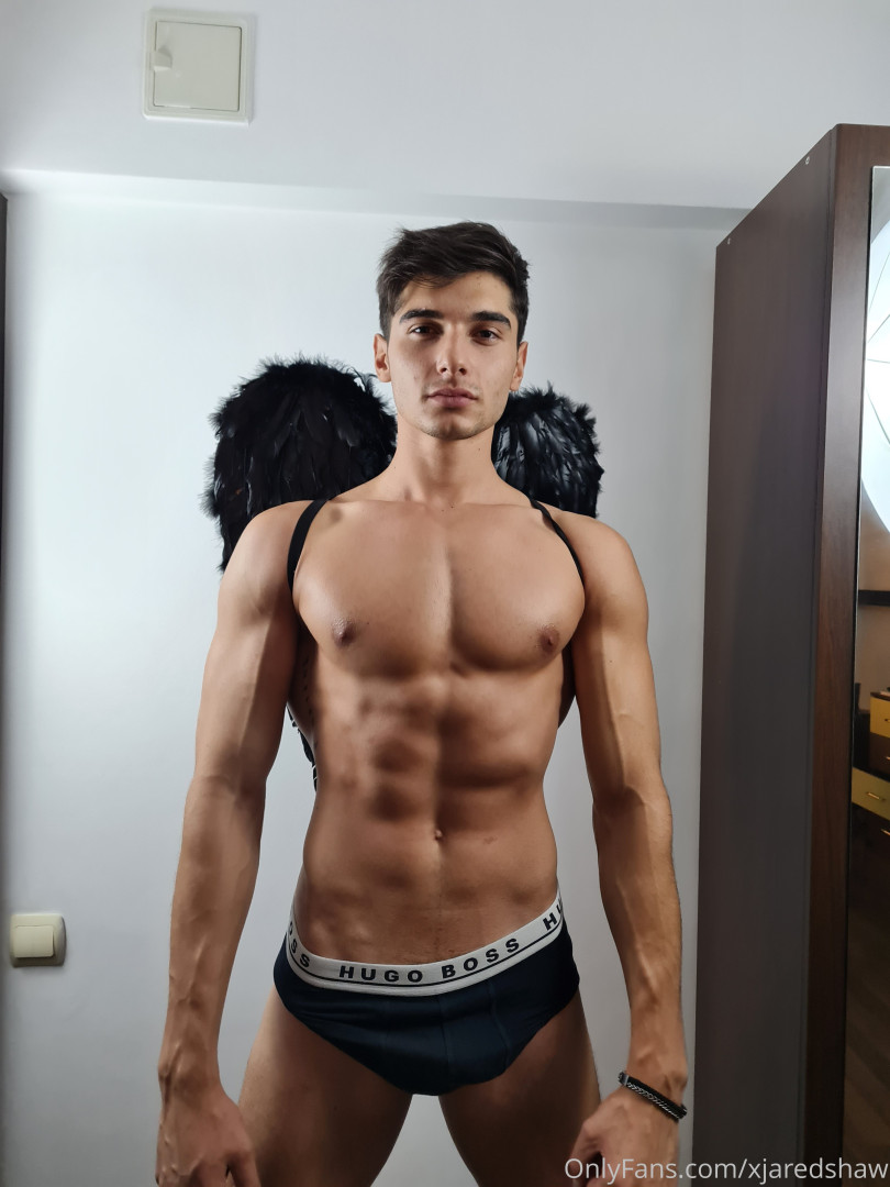 Photo by xjaredshaw published on May 15,2023 23:10:35 - BestThots