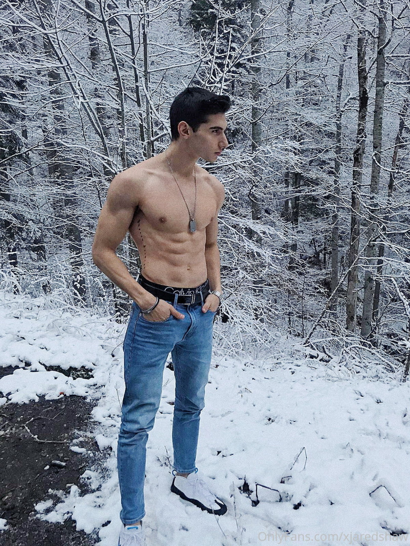 Photo by xjaredshaw published on May 15,2023 23:11:27 - BestThots