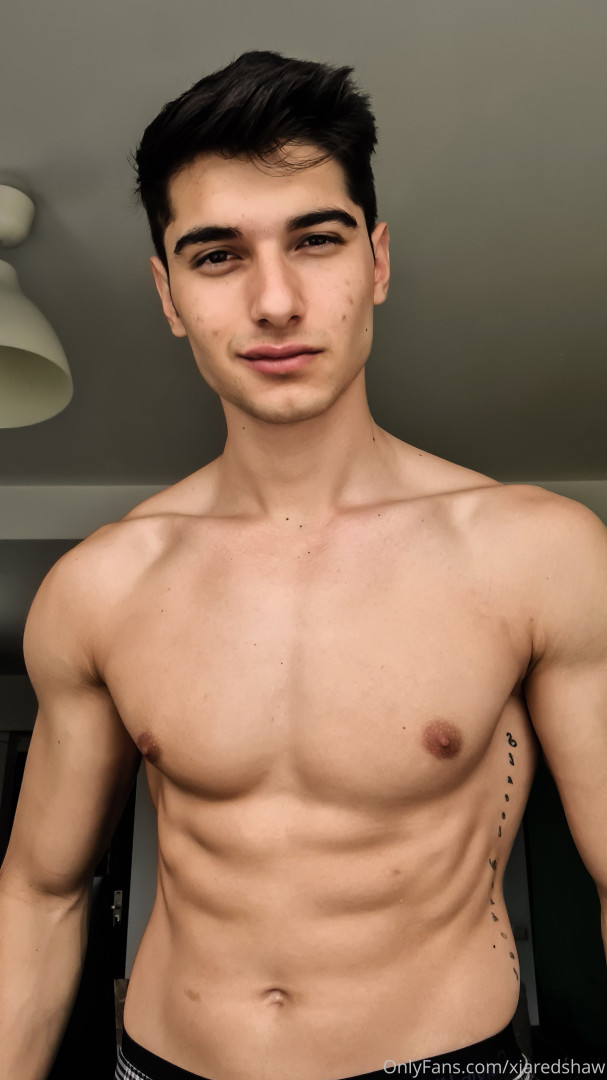 Photo by xjaredshaw published on May 15,2023 23:11:54 - BestThots