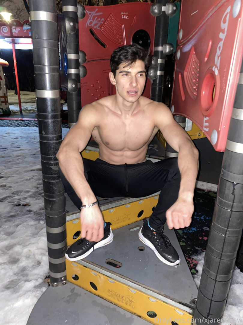 Photo by xjaredshaw published on May 15,2023 23:12:44 - BestThots