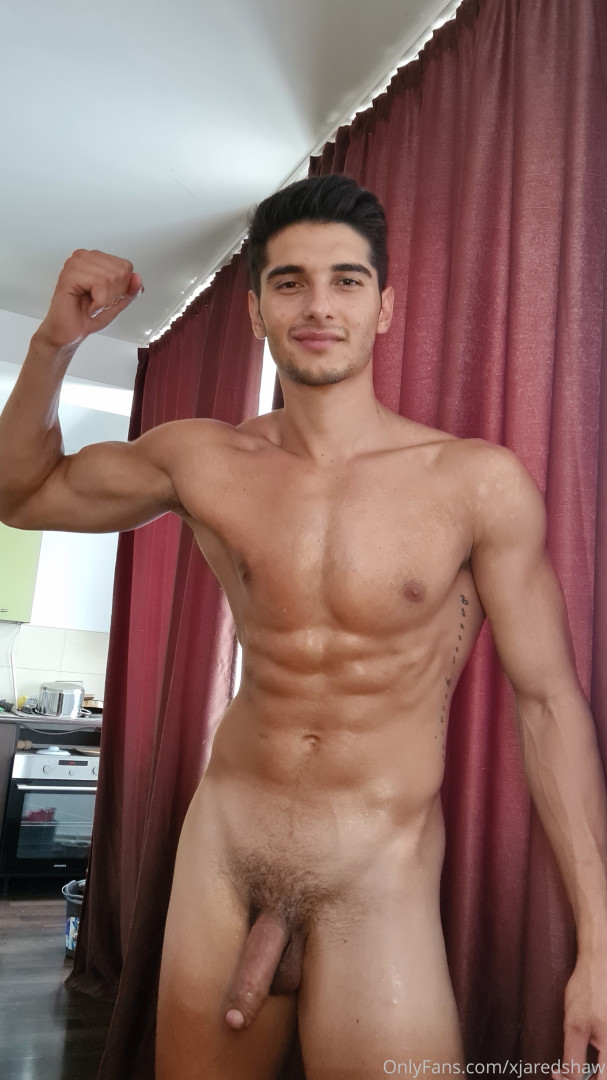 Photo by xjaredshaw published on May 15,2023 23:13:05 - BestThots