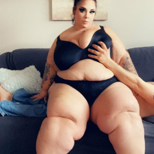 voluptuous_kennedy #1871409