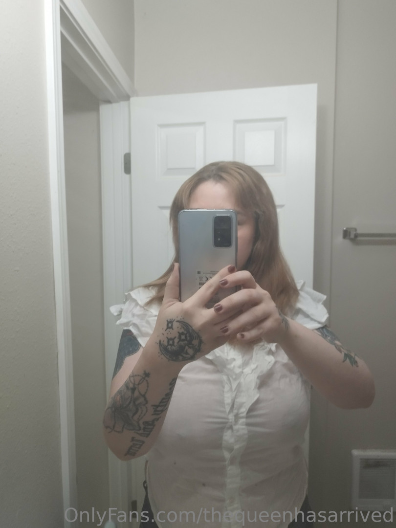 Photo by thequeenhasarrived published on May 16,2023 21:34:30 - BestThots