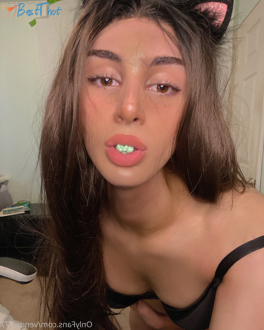 Photo by v7nus published on December 15,2024 05:06:24 - BestThots